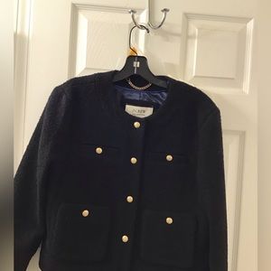 cropped lady jacket in Italian wool-blend bouclé BJ941